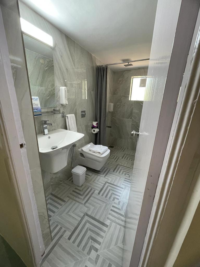 Joets Guesthouse Bogmalo Exteriér fotografie